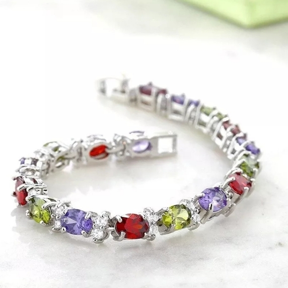 Gorgeous Oval & Round Mix Cubic Zirconia (CZ) Tennis Bracelet - Picture 2 of 4